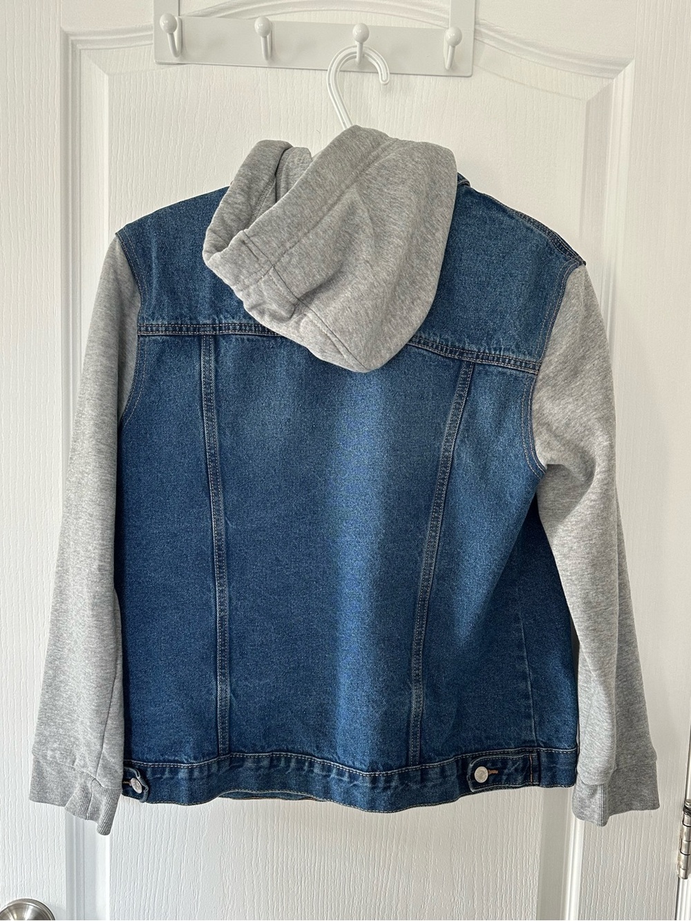 Eighty Two Women’s Denim Jacket with Heather Grey Hoodie & Sleeves 90s Varsity L - Picture 2 of 7